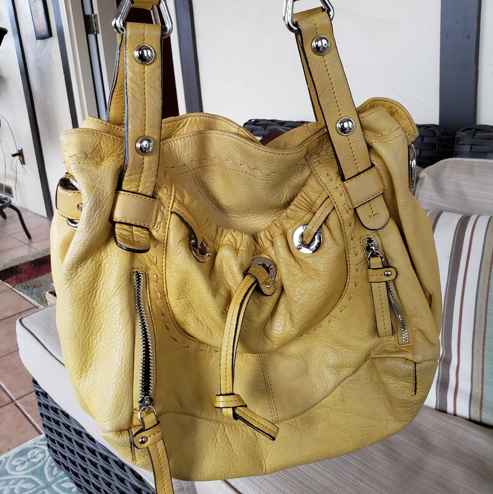 Pebble Leather shoulder bag